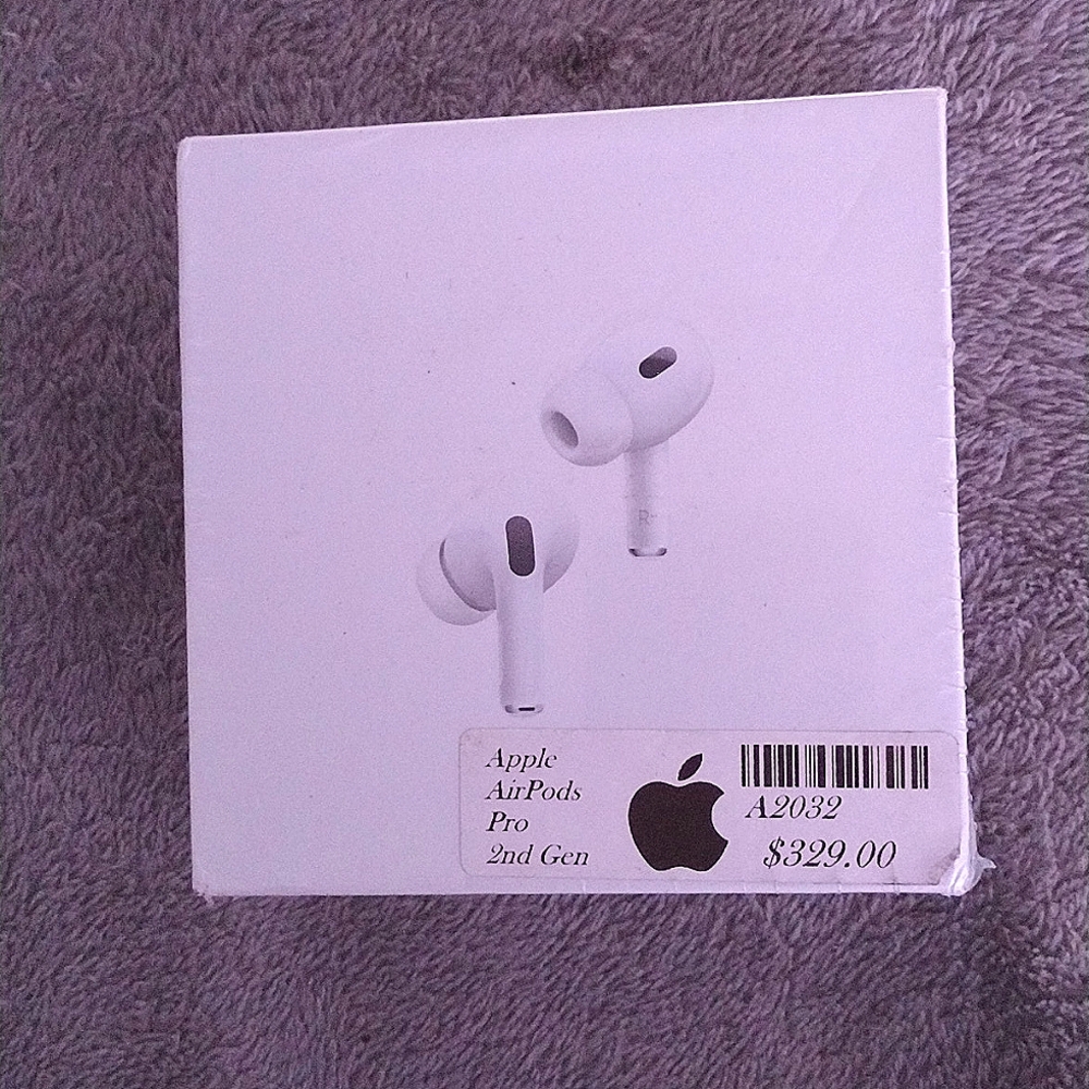 Apple AirPods Pro 2nd Generation with MagSafe Case